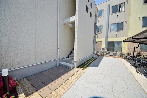 エントランス(エントランス)