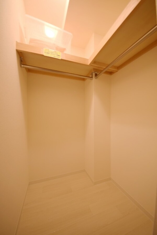 収納(ウォークインクローゼット♪)