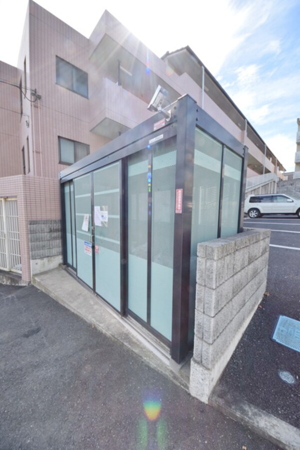 共有部分(敷地内ごみ置場)