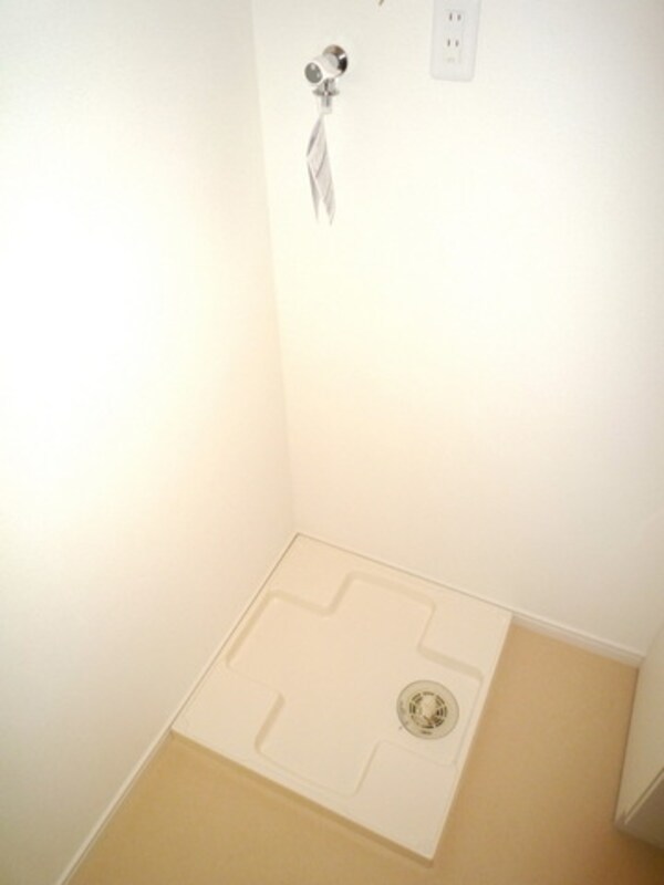 その他(室内洗濯機置き場)