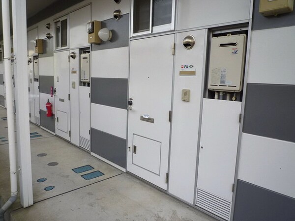 エントランス(建物入口)
