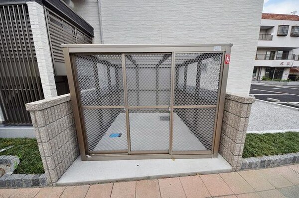 共有部分(ゴミ置き場♪)