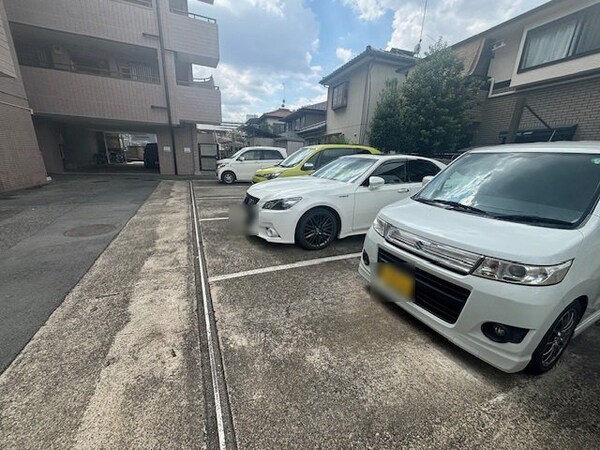 駐車場(駐車場)