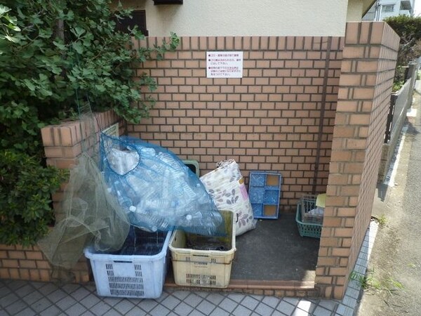 共有部分(ごみ置場)
