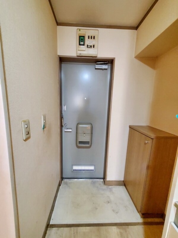 玄関(玄関)