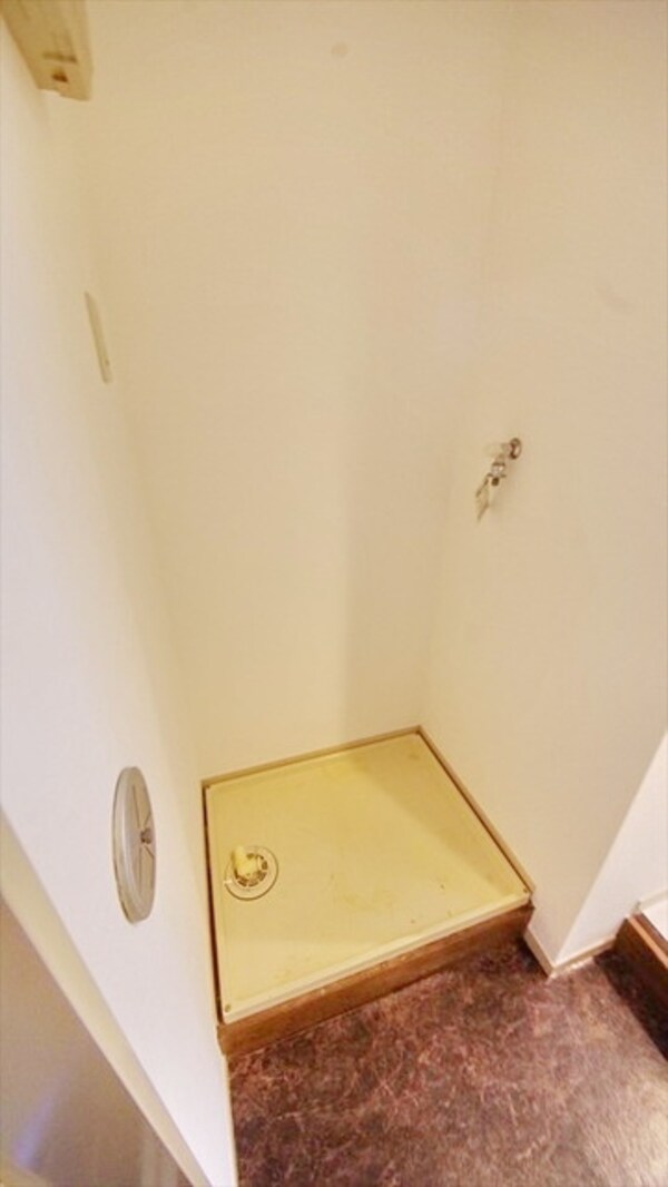 その他(室内洗濯機置き場)