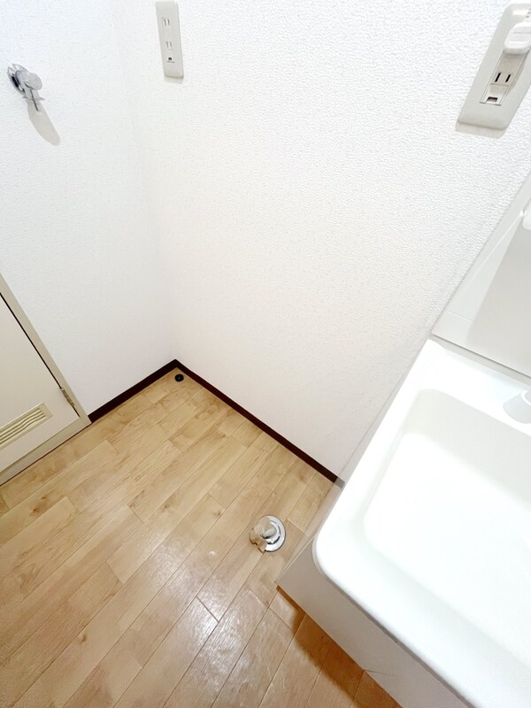設備(洗濯機置き場)