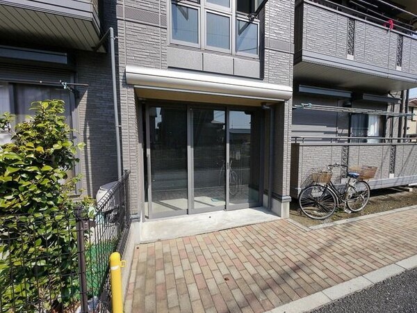 エントランス(エントランス)