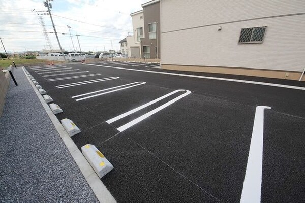 駐車場(同施工会社イメージです)