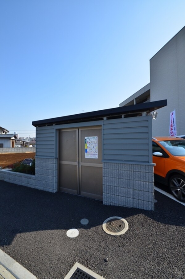 共有部分(敷地内ゴミ置き場)