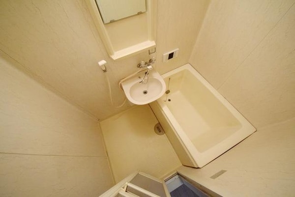 バス／シャワールーム等(別号室参考写真)