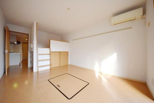 リビング・居室(開放的な室内です♪)