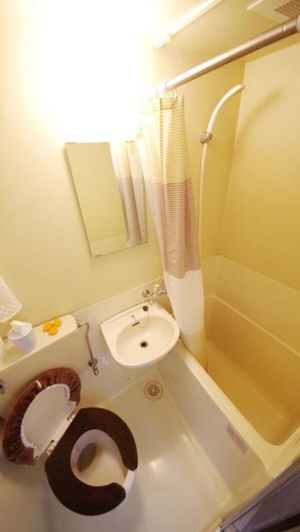 バス／シャワールーム等