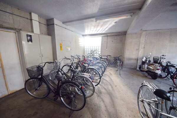 共有部分(駐輪場♪)