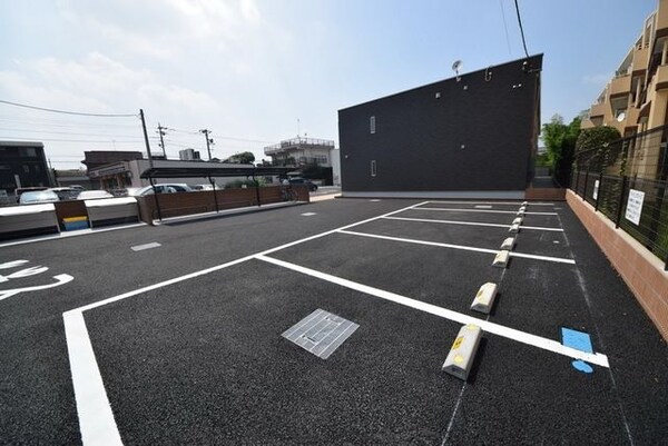 駐車場(駐車場)