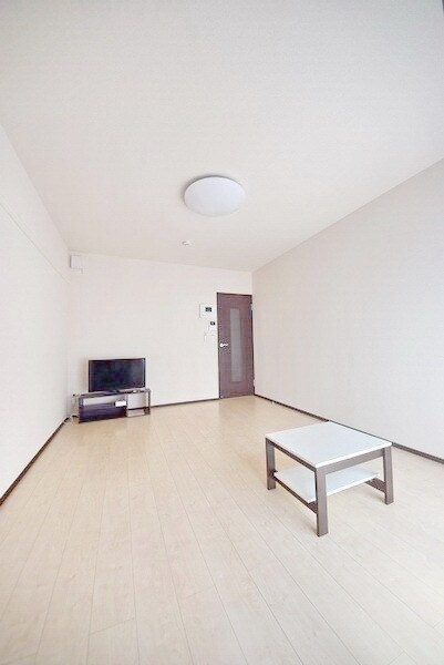 物件内観写真8　(家具家電付)