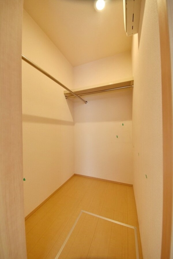 収納(★ウォークインクローゼット★)
