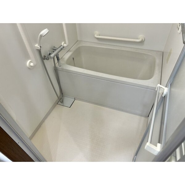 バス／シャワールーム等(バス／シャワールーム等)