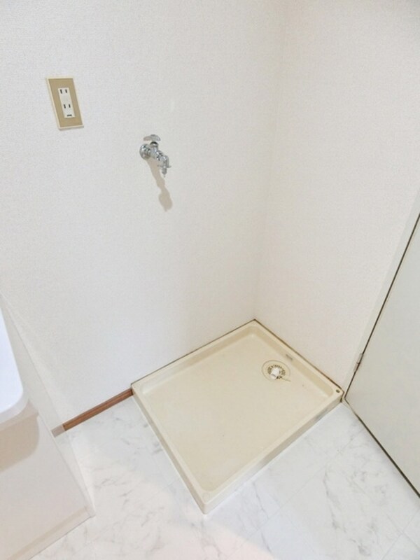 その他(室内洗濯機置き場)