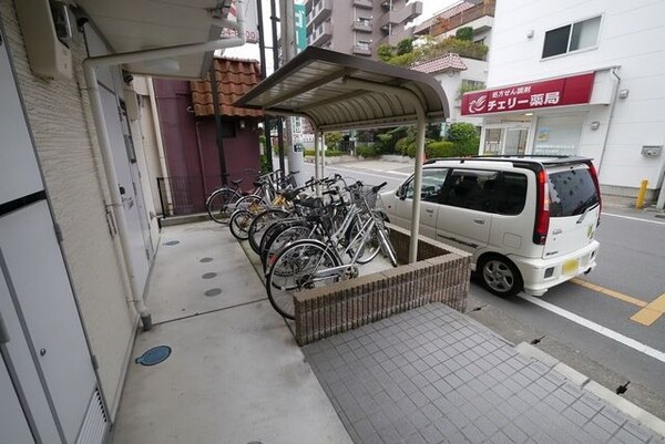 共有部分(駐輪スペース)