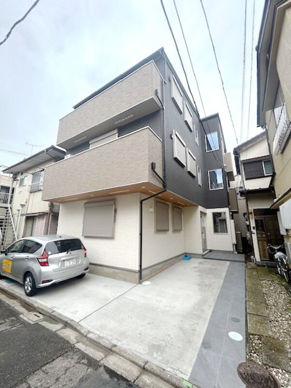 外観(駐車場)
