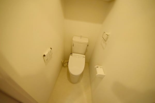 トイレ(イメージ　北側同タイプの写真です。)