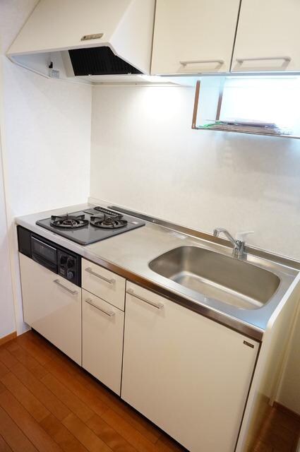 物件内観写真4　(グリル付2口ガスキッチン)