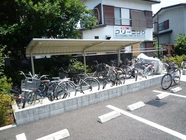 物件内観写真16　(駐輪スペース)