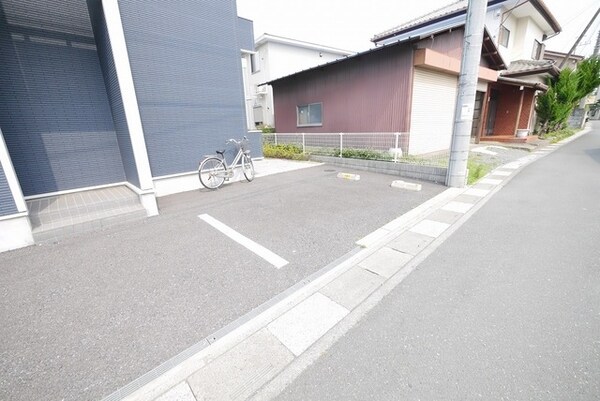 駐車場(外観まわり)