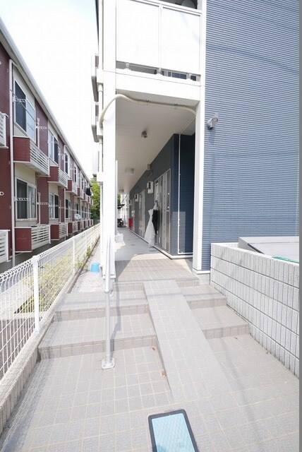 物件内観写真16　(エントランスまわり)