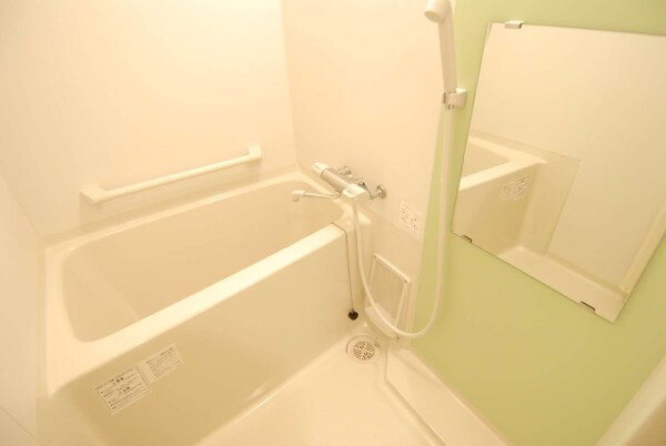 バス／シャワールーム等(同タイプ写真の為、現況優先致します。)