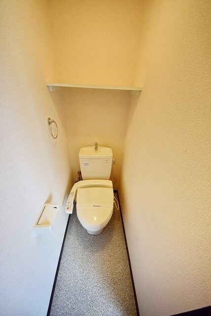 物件内観写真11　(温水洗浄便座☆)