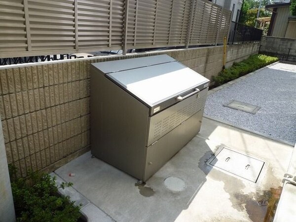 共有部分(専用ゴミ置場)