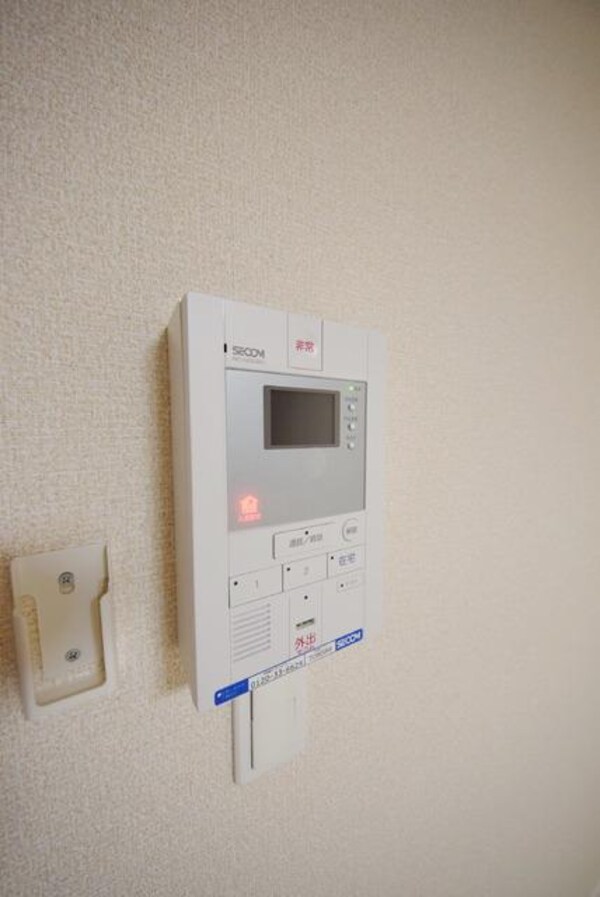 設備(セコムホームセキュリティー♪)