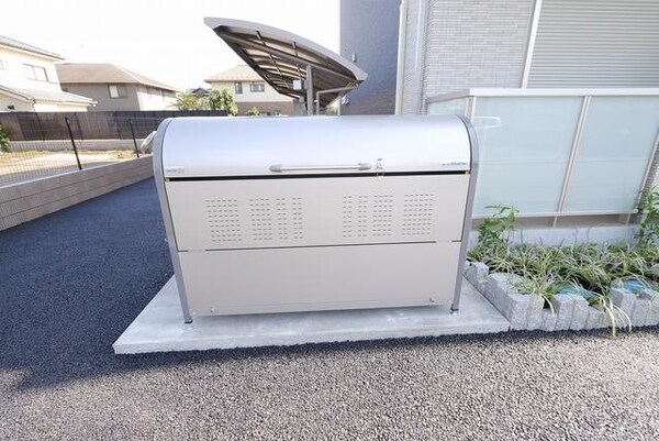 共有部分(ゴミ置き場)