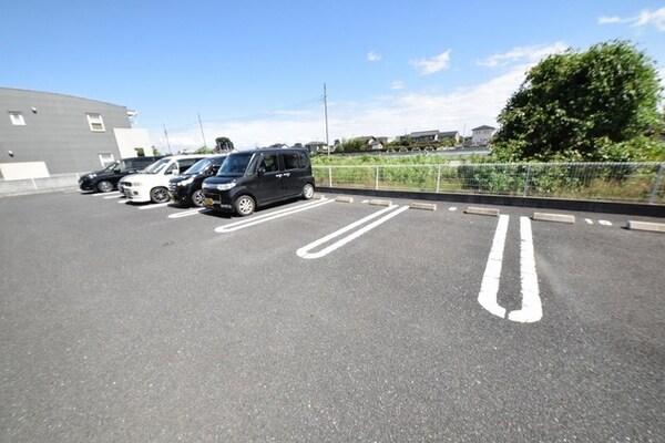 駐車場(駐車場)