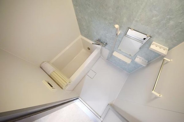 バス／シャワールーム等(追焚機能付き♪)