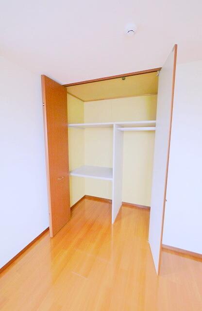 物件内観写真14　(収納スペース☆)