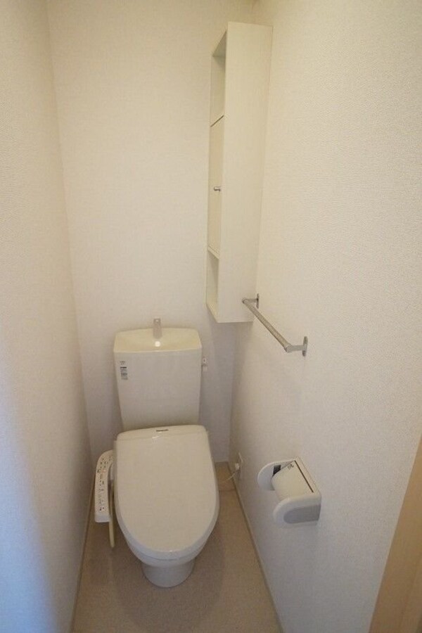 トイレ(同タイプ物件画像です)