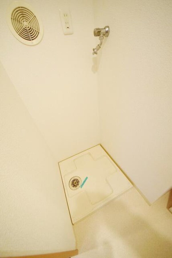 その他(室内洗濯機置き場・♪)