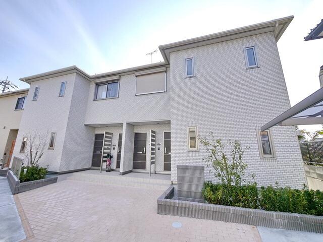 物件内観写真16　(エントランス)