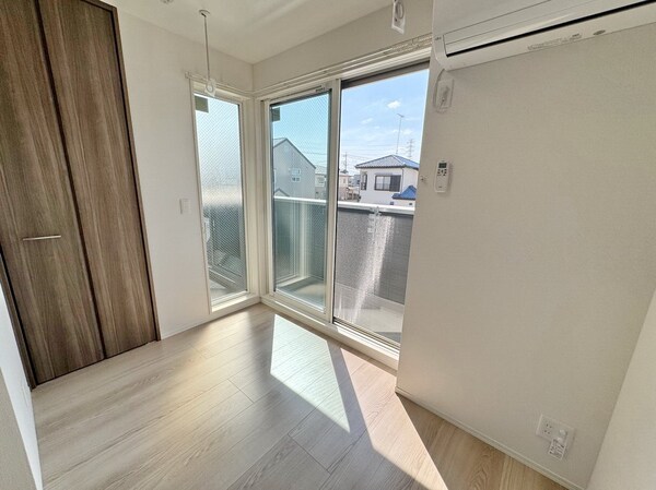 寝室(バルコニー)