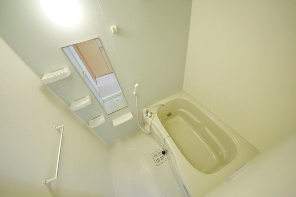 バス／シャワールーム等(追い焚き・浴室乾燥機付きです♪)