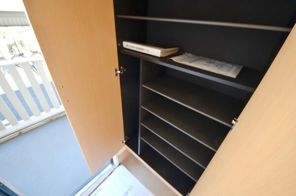 玄関(イメージです)