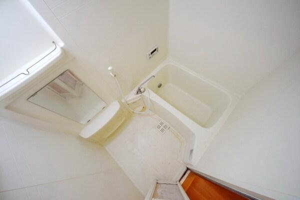 バス／シャワールーム等(追い炊きできます♪)