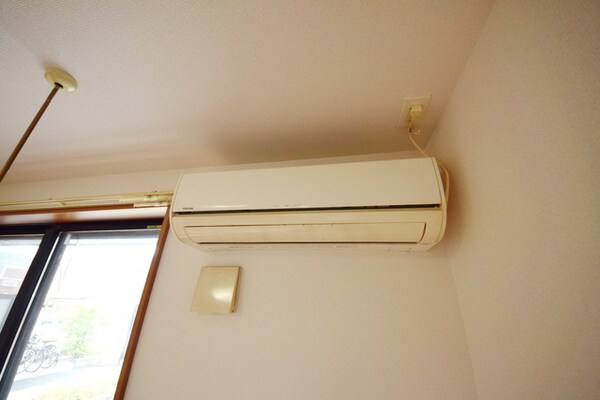 設備(エアコンつきです♪)