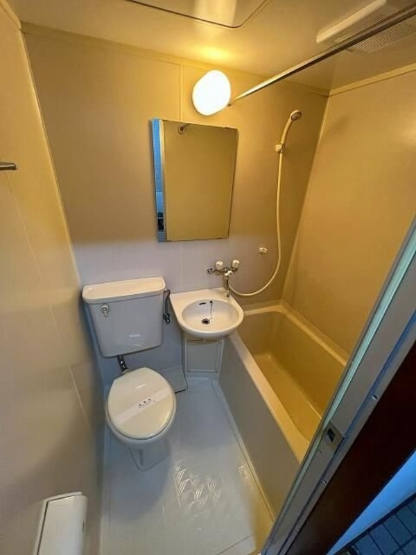 バス／シャワールーム等