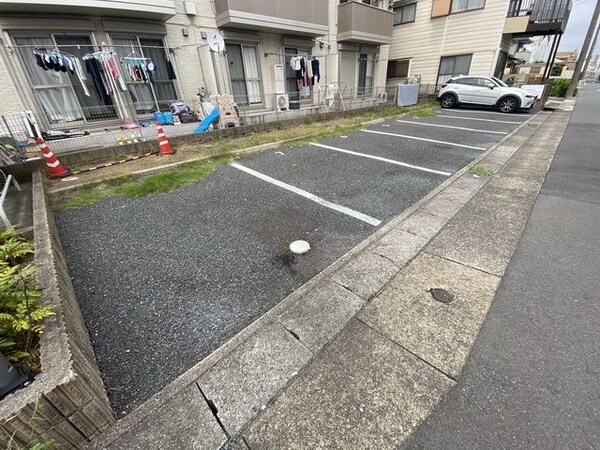 駐車場(駐車場)