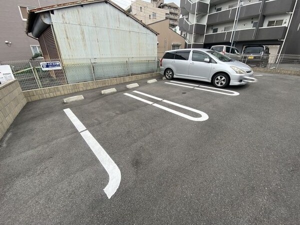 駐車場(駐車場)