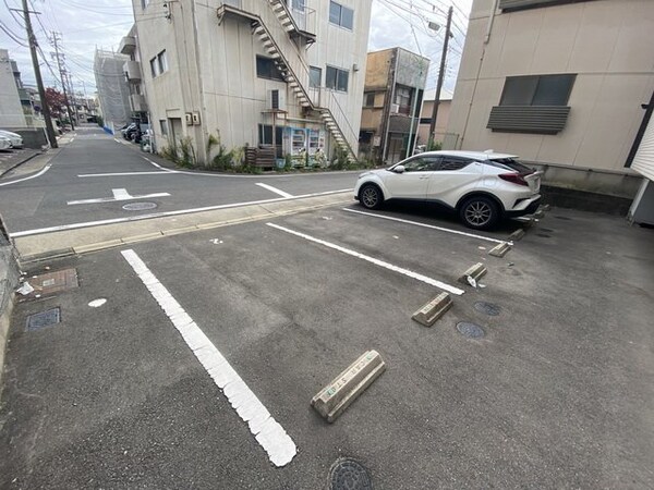 駐車場(駐車場)